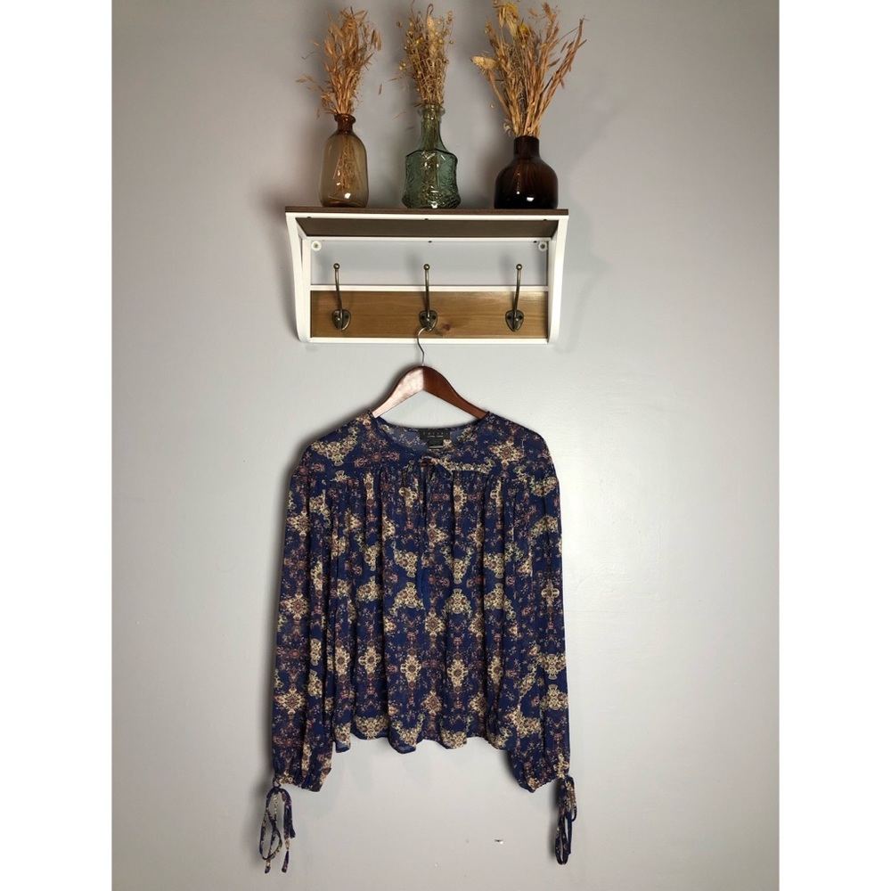 Trixxi blouse size Medium